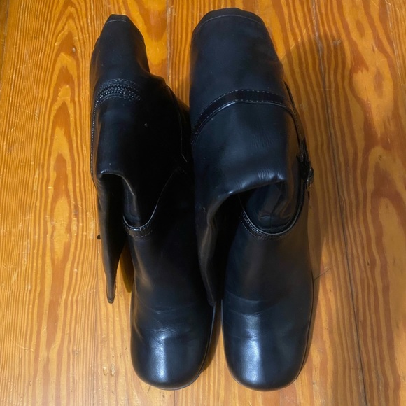 Aldo black heel boots - Picture 1 of 9